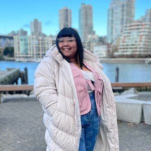 Meet your Posher, Isabel